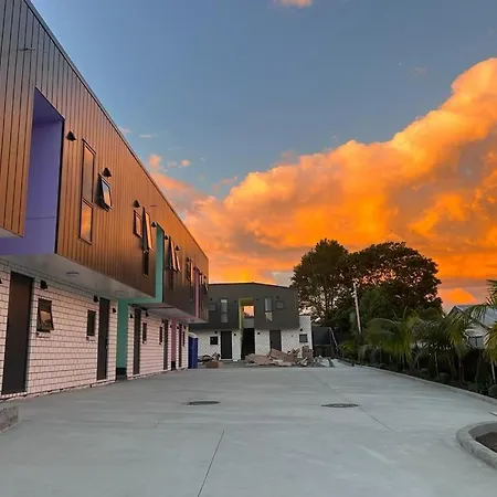 Krishna Motel - Newly Built In Papakura